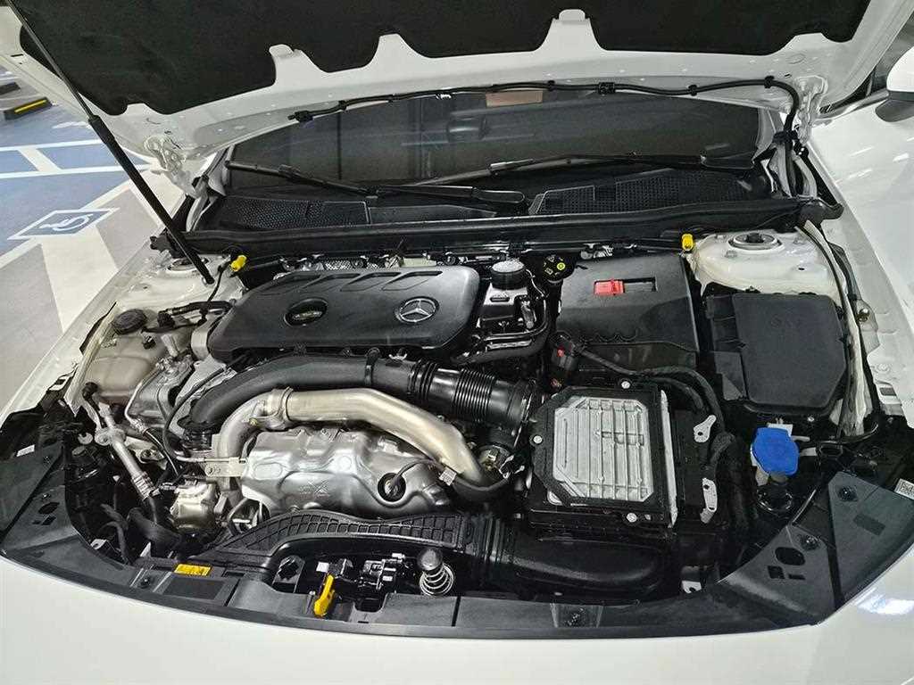 Mercedes Benz CLA Class 2025 Blanco - Importación desde Corea - HF Imports Iquique - Foto 19