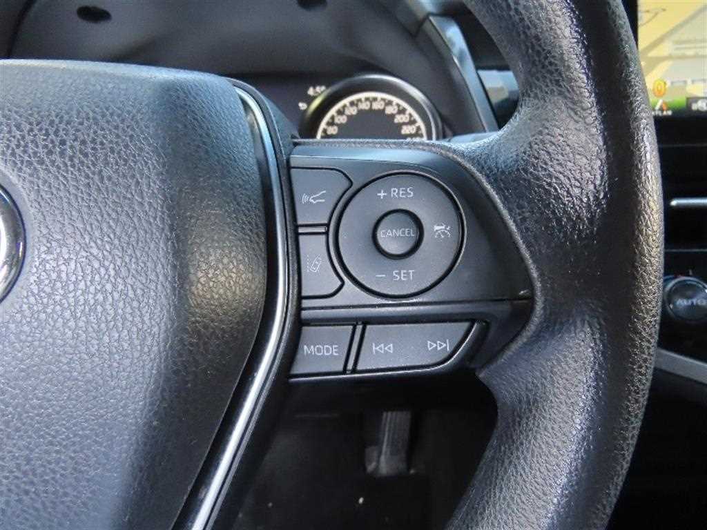 Toyota Camry - Vista 11