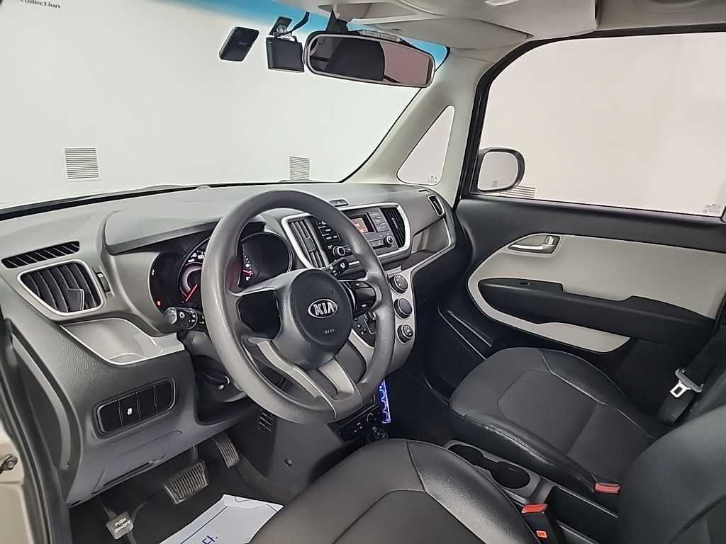KIA Ray - Vista 7