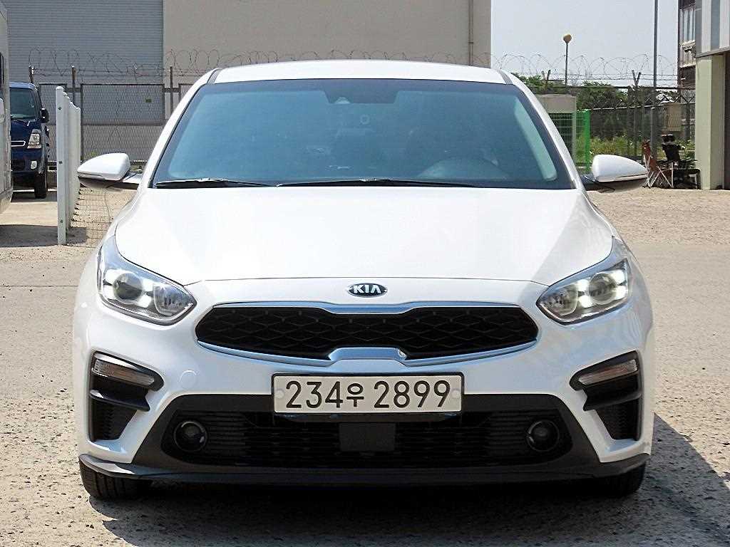KIA K3 2019 Blanco - Importación desde Corea - HF Imports Iquique - Foto 1