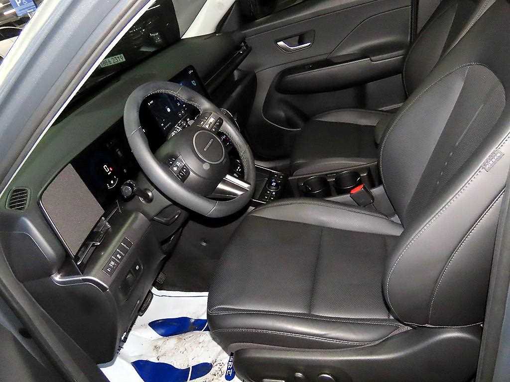 HYUNDAI Kona - Vista 6