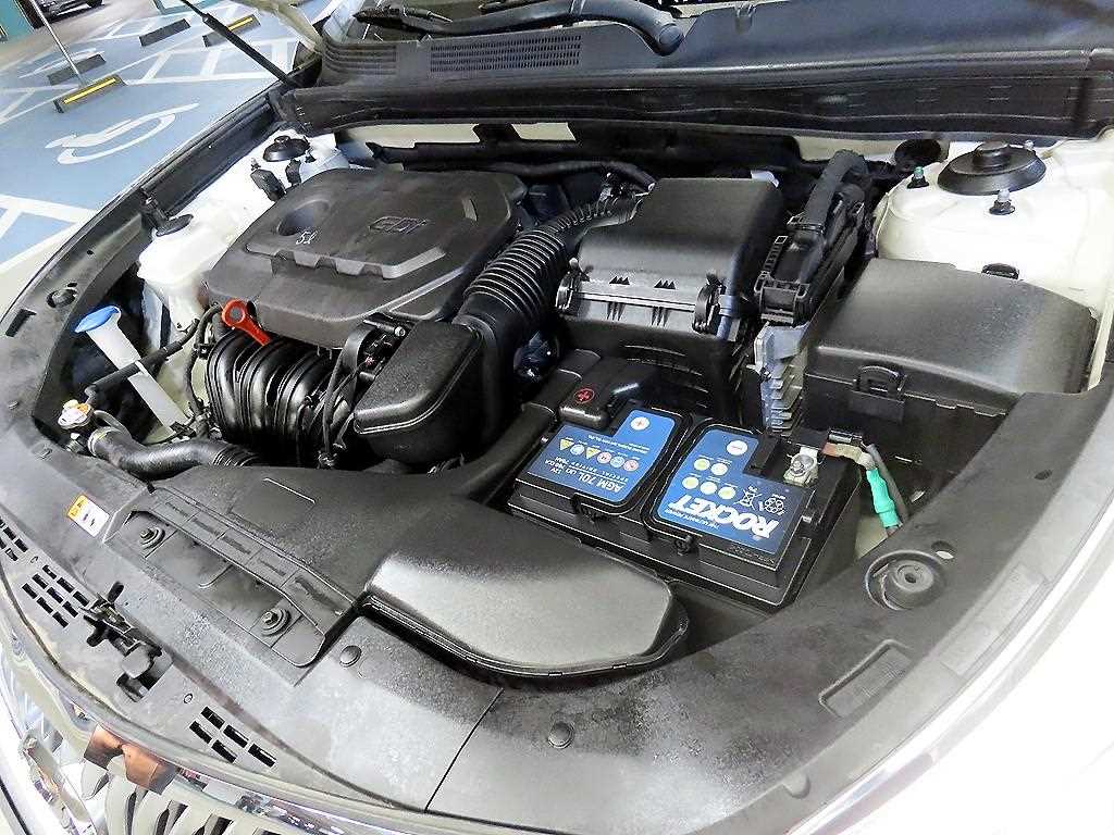 HYUNDAI Grandeur 2017 Blanco - Importación desde Corea - HF Imports Iquique - Foto 19