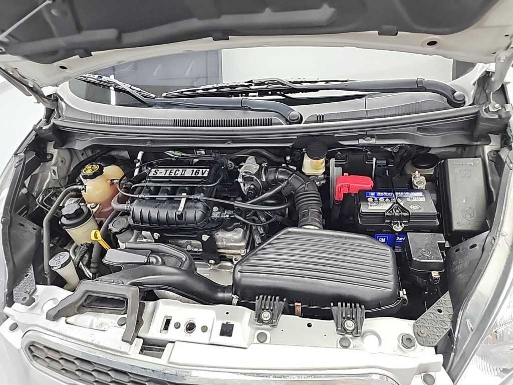 Chevrolet Spark - Vista 5