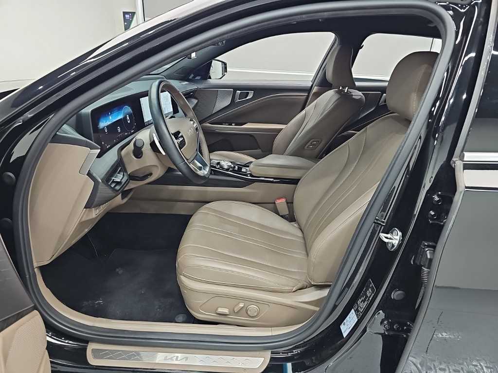 KIA K8 - Vista 11