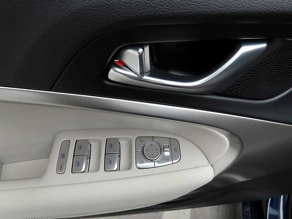 Genesis G70 - Vista 11