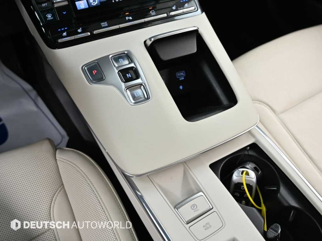 HYUNDAI Grandeur - Vista 9