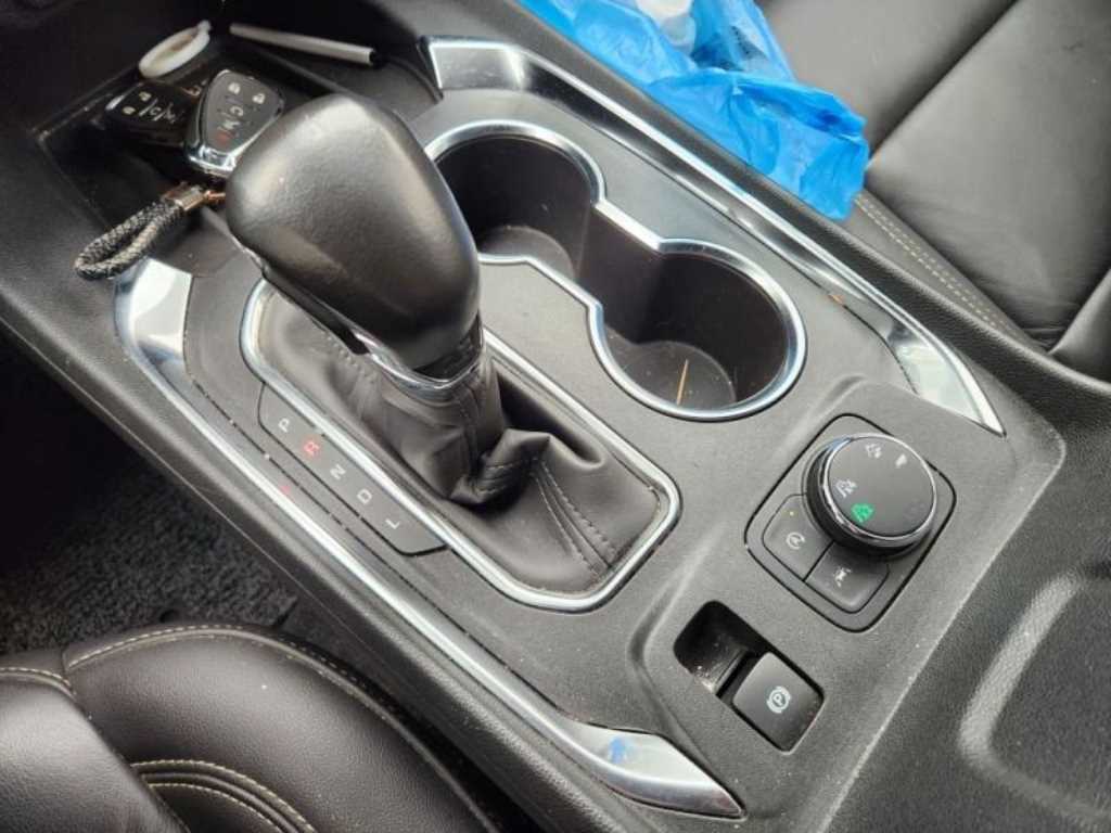 Chevrolet Travers 2022 Blanco - Importación desde Corea - HF Imports Iquique - Foto 14