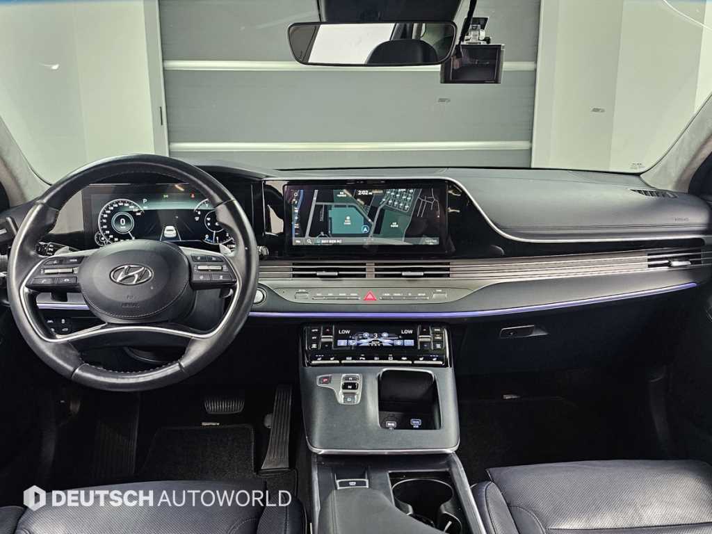 HYUNDAI Grandeur - Vista 11