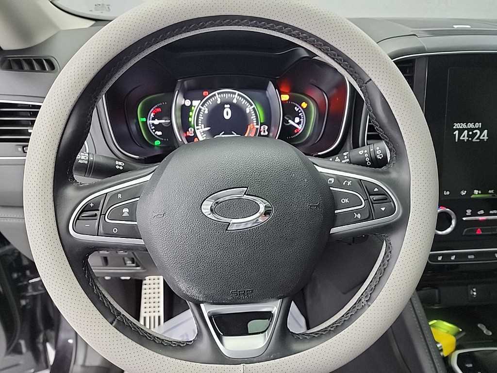 SAMSUNG QM6 - Vista 9