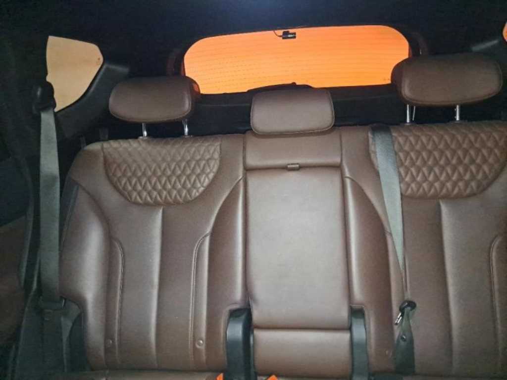 HYUNDAI Santa Fe - Vista 6