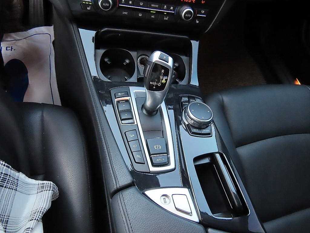 BMW 5 Series - Vista 11