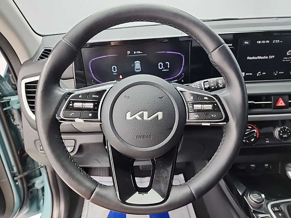 KIA Seltos - Vista 9