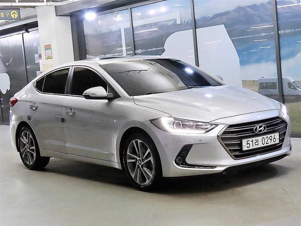 HYUNDAI Avante 2016 Plateado - Importación desde Corea - HF Imports Iquique - Foto 1