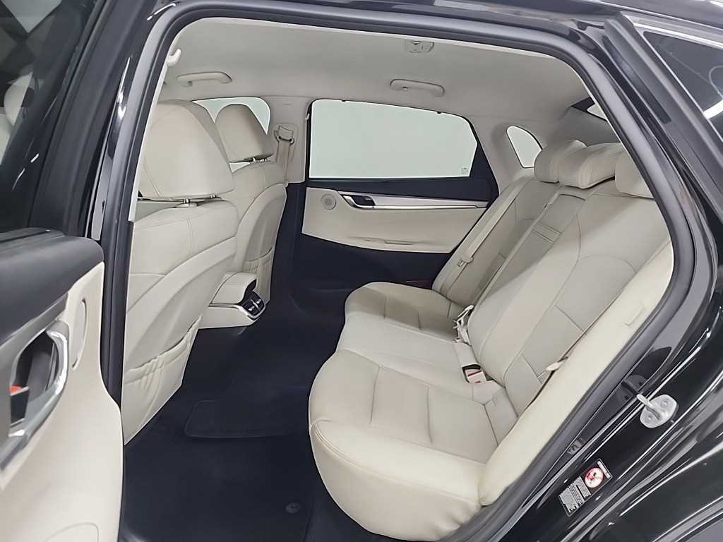 HYUNDAI Grandeur - Vista 12