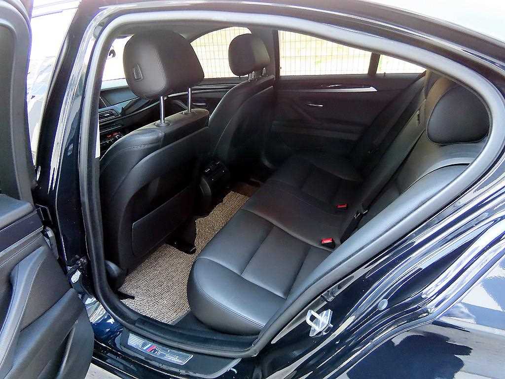 BMW 5 Series - Vista 6