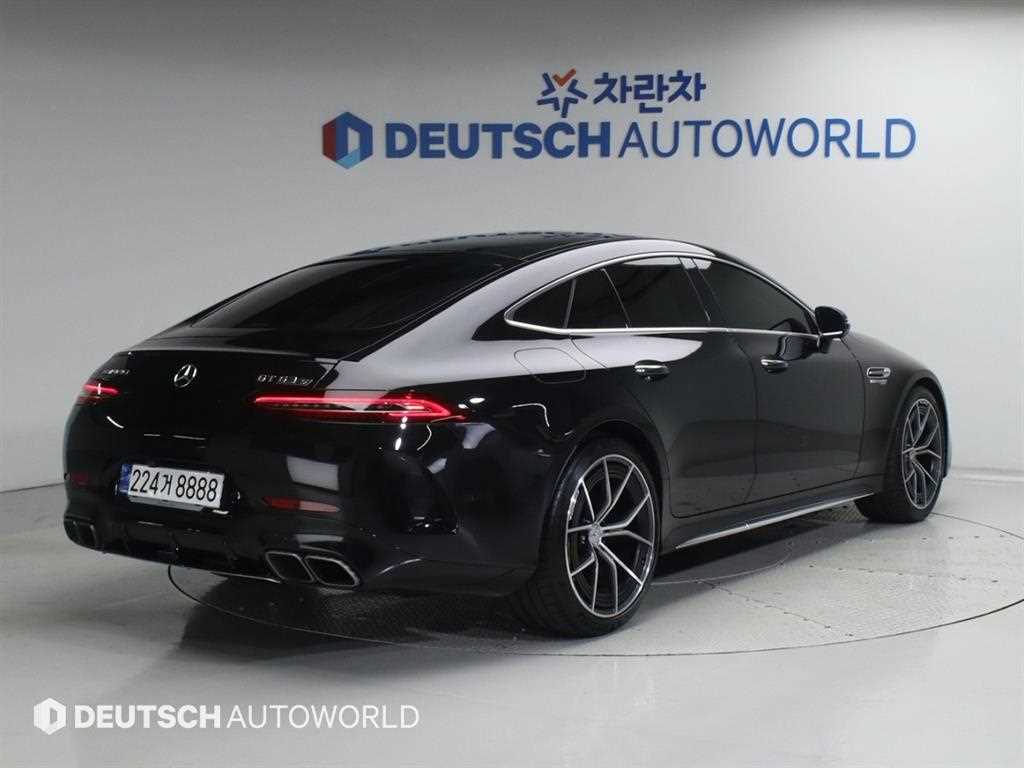 Mercedes Benz AMG GT - Vista 2