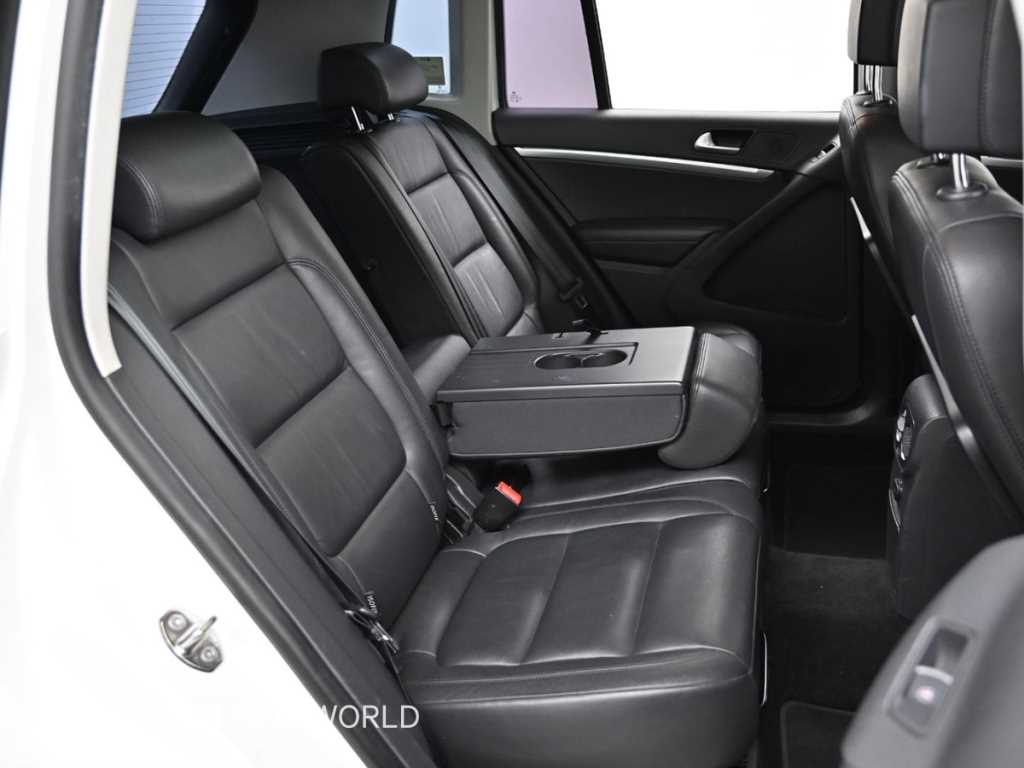 Volkswagen Tiguan - Vista 12