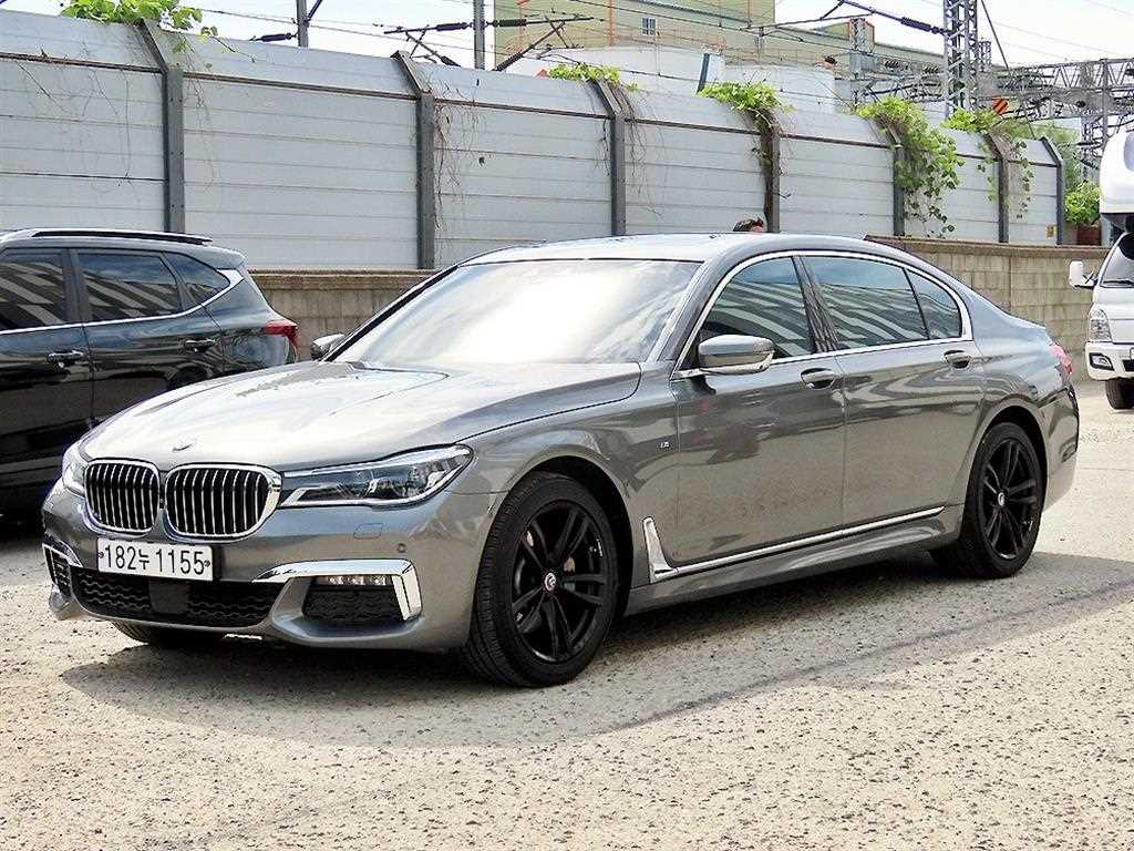 BMW 7 Series - Vista 2