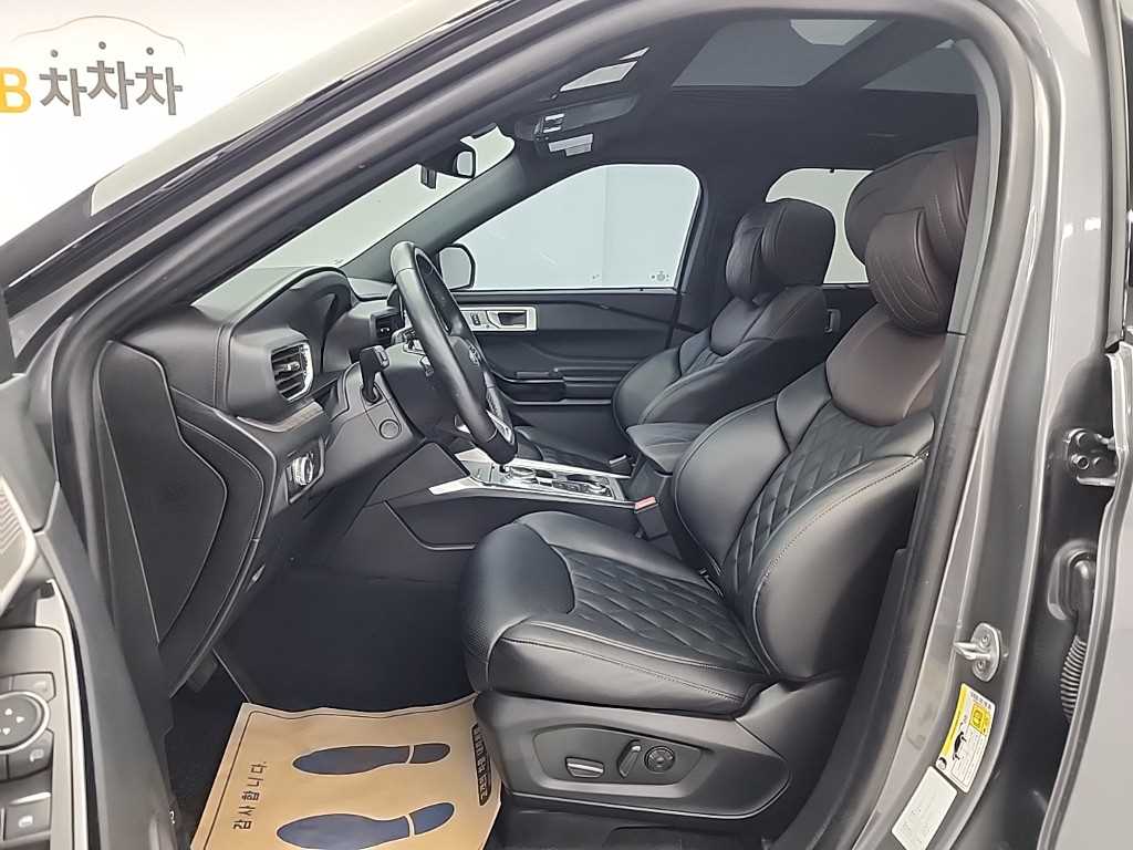 Ford Explorer - Vista 11