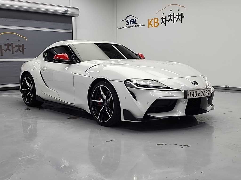 Toyota Supra - Vista 4