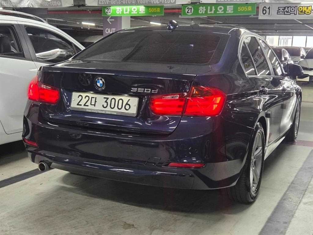 BMW 3 series - Vista 4