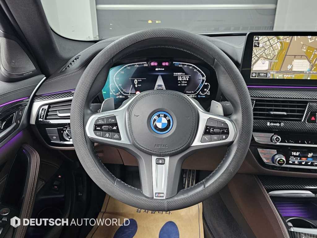 BMW 5 Series 2022 - Importación desde Corea - HF Imports Iquique - Foto 13
