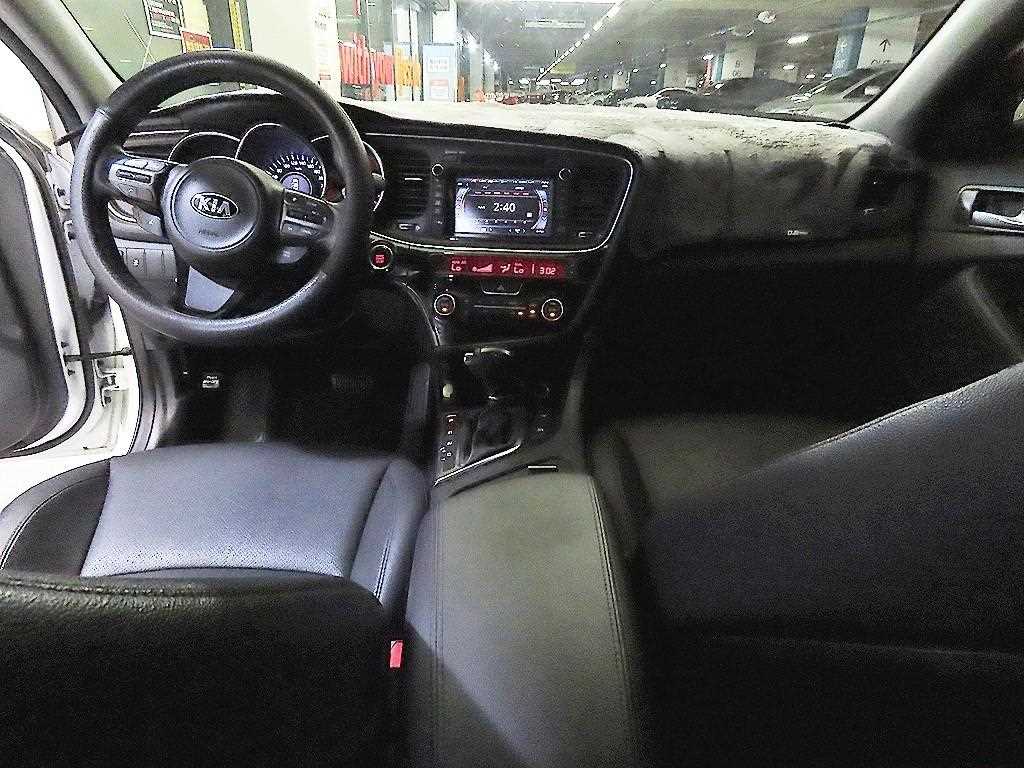 KIA K5 - Vista 10