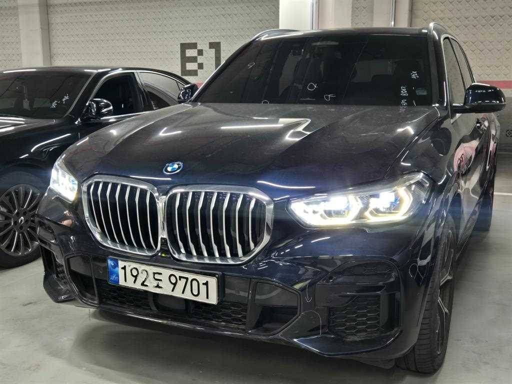 BMW X5 2022 Negro - Importación desde Corea - HF Imports Iquique - Foto 1