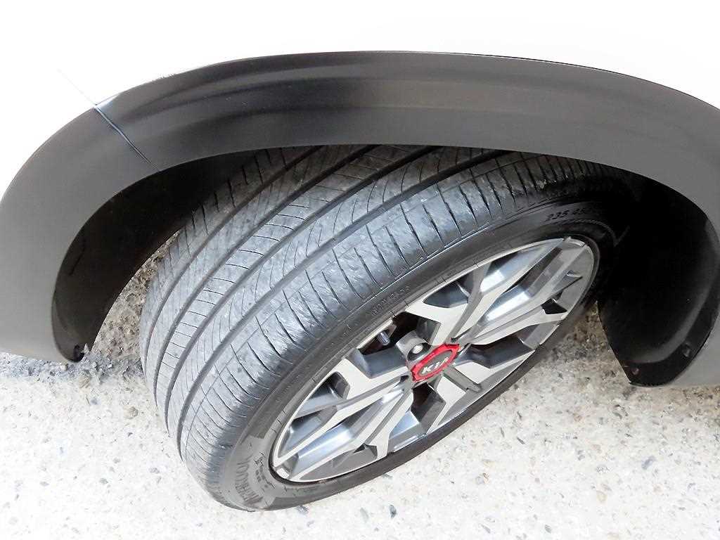 KIA Seltos 2022 Blanco - Importación desde Corea - HF Imports Iquique - Foto 20