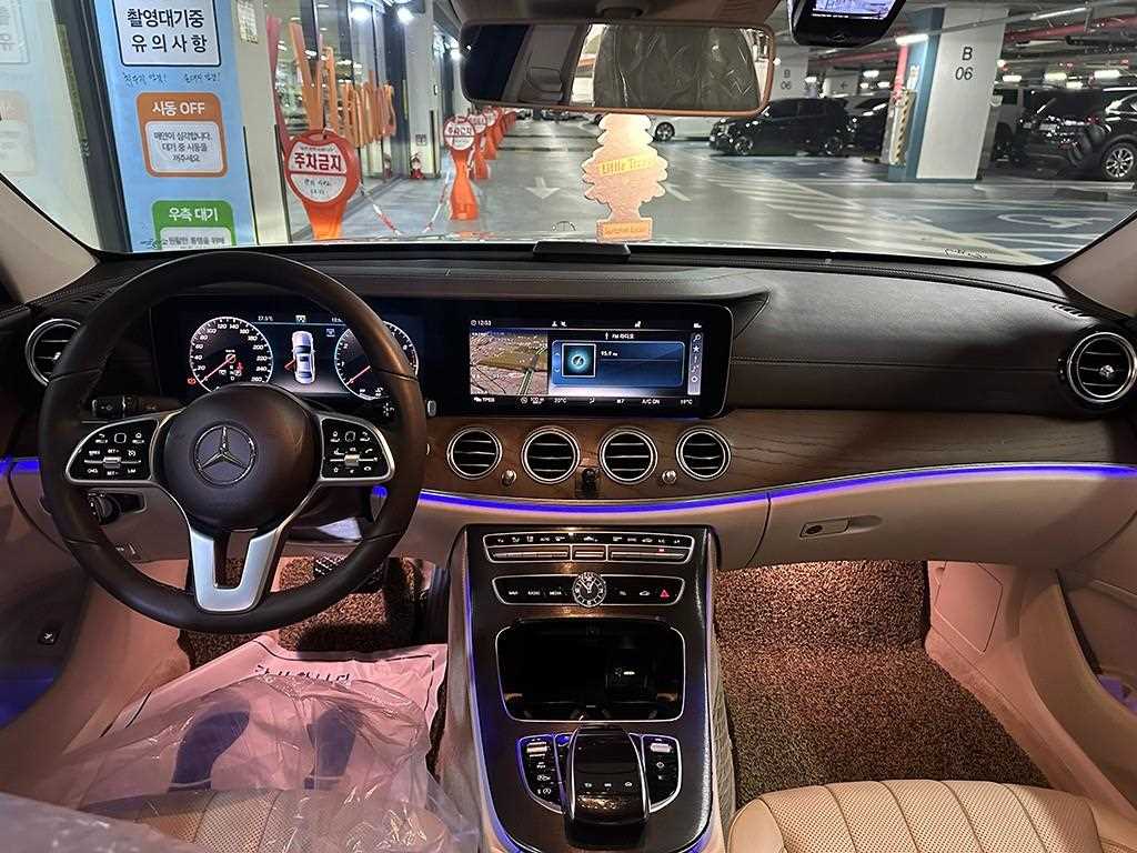 Mercedes Benz E class 2019 Blanco - Importación desde Corea - HF Imports Iquique - Foto 1