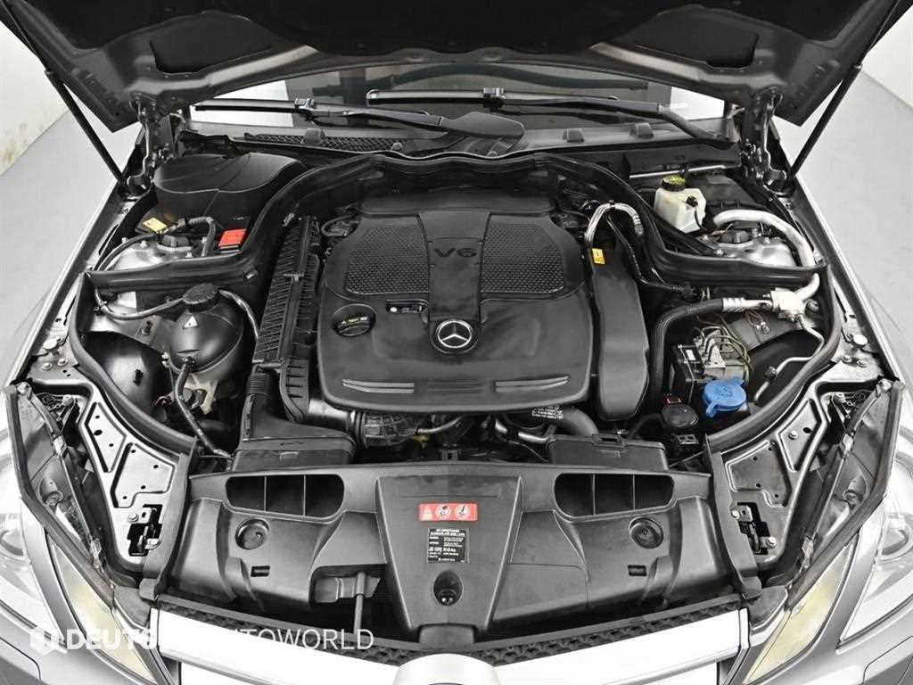 Mercedes Benz E class - Vista 6