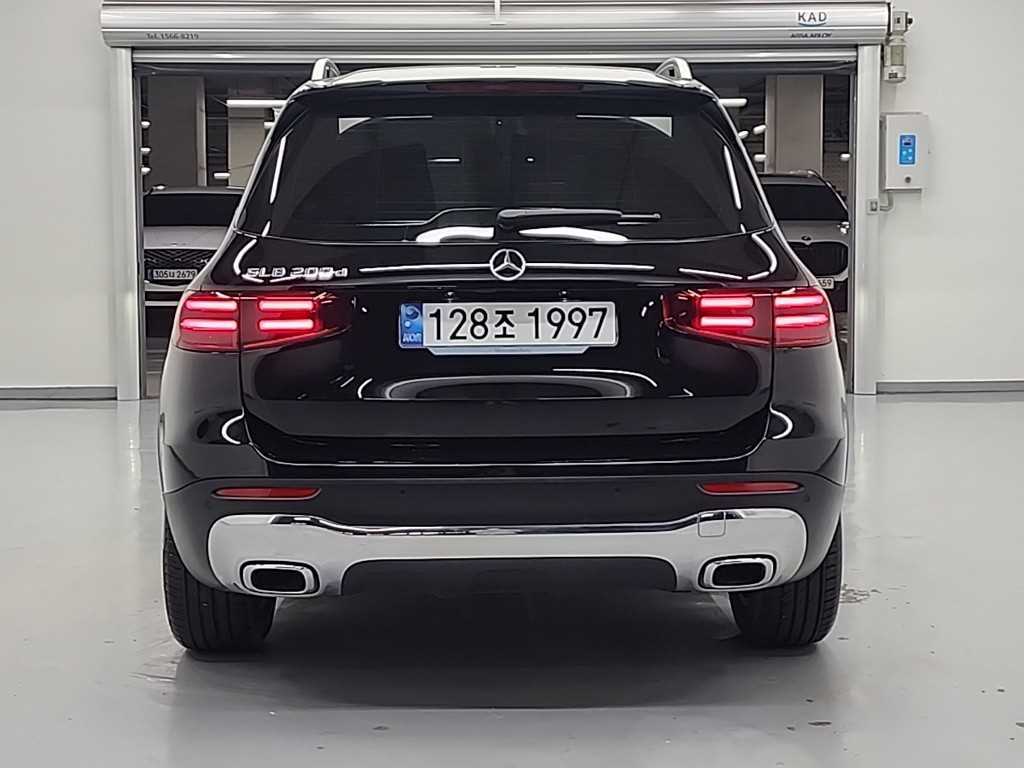 Mercedes Benz GLB Class - Vista 3
