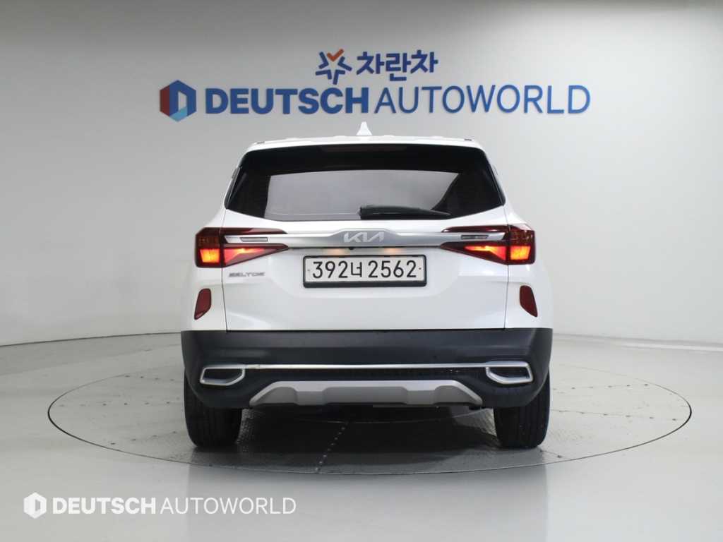 KIA Seltos - Vista 4