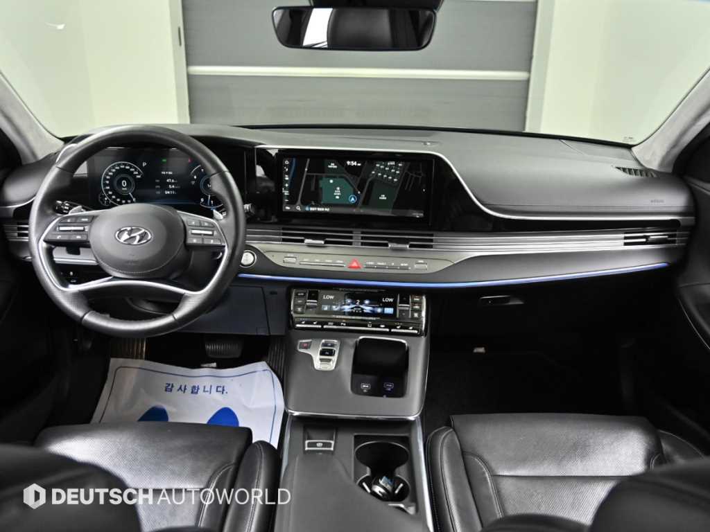 HYUNDAI Grandeur - Vista 7