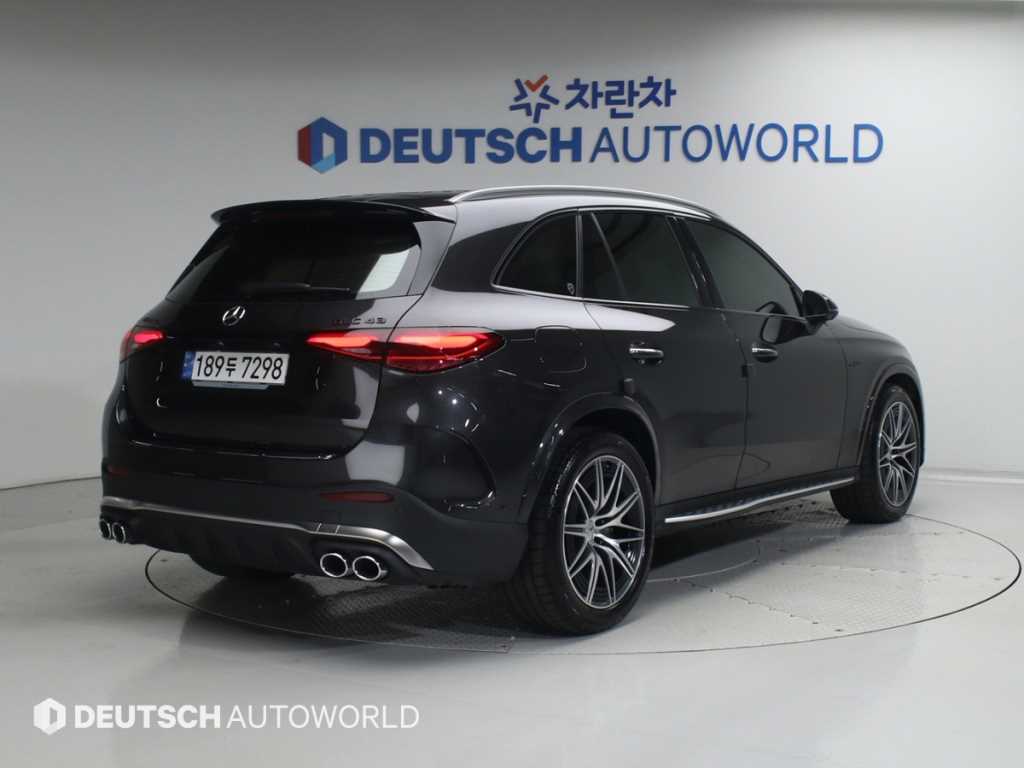 Mercedes Benz GLC Class - Vista 2