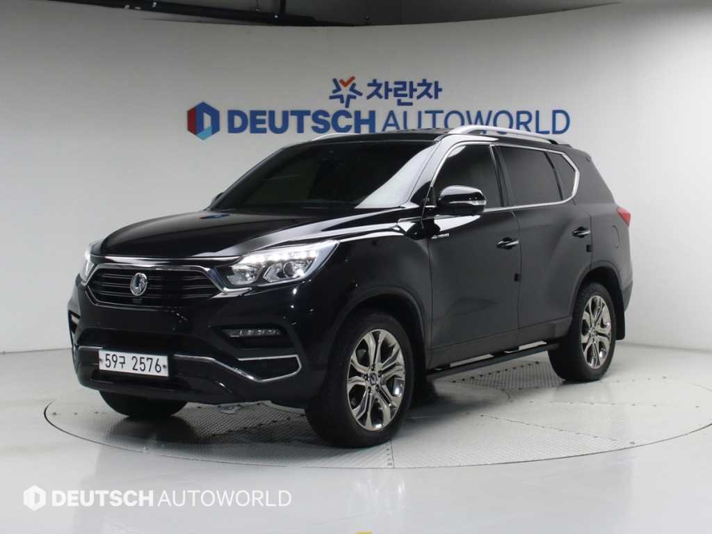 Ssangyong Rexton 2018 Negro - Importación desde Corea - HF Imports Iquique - Foto 1
