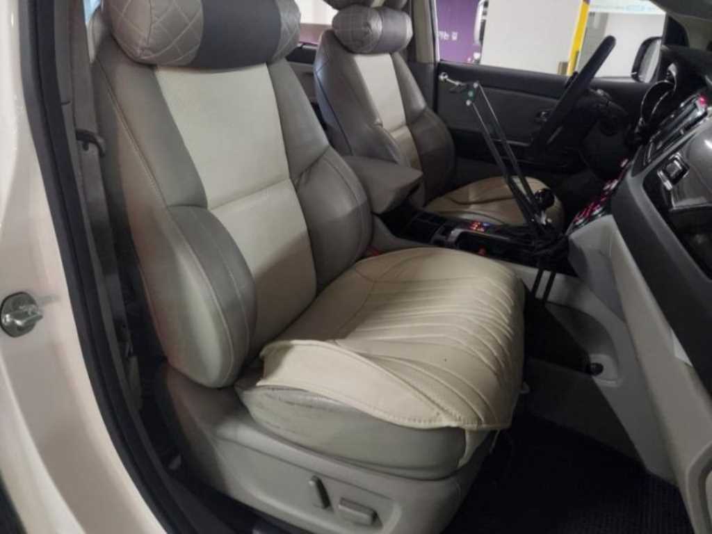 KIA Carnival 2016 Blanco - Importación desde Corea - HF Imports Iquique - Foto 14