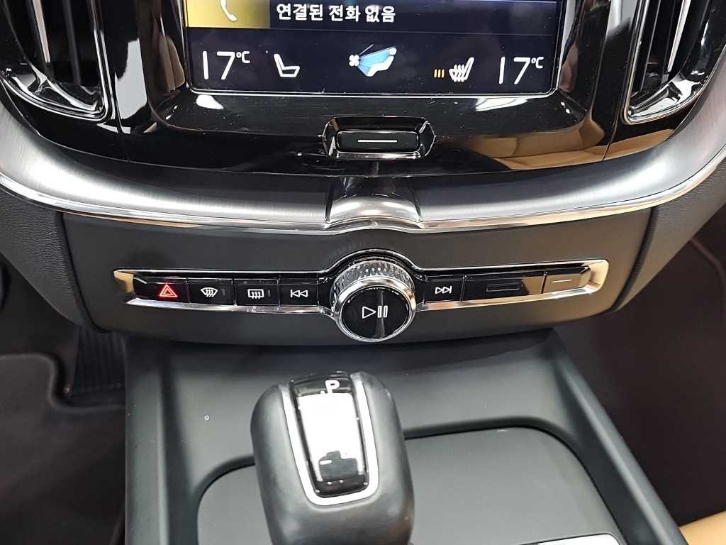 Volvo XC60 - Vista 10
