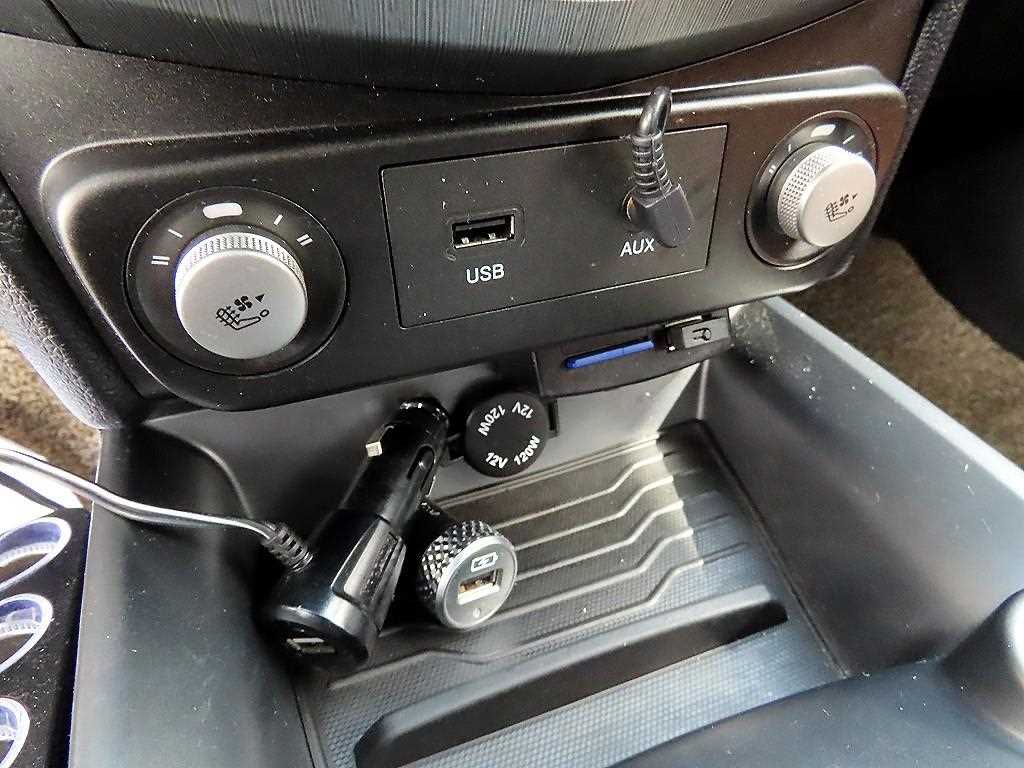 Ssangyong Tivoli 2018 Negro - Importación desde Corea - HF Imports Iquique - Foto 13