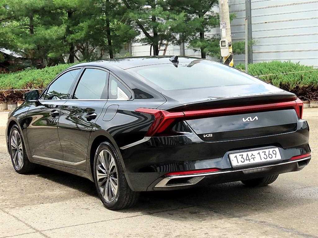 KIA K8 - Vista 3