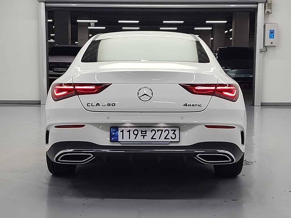Mercedes Benz CLA Class - Vista 3