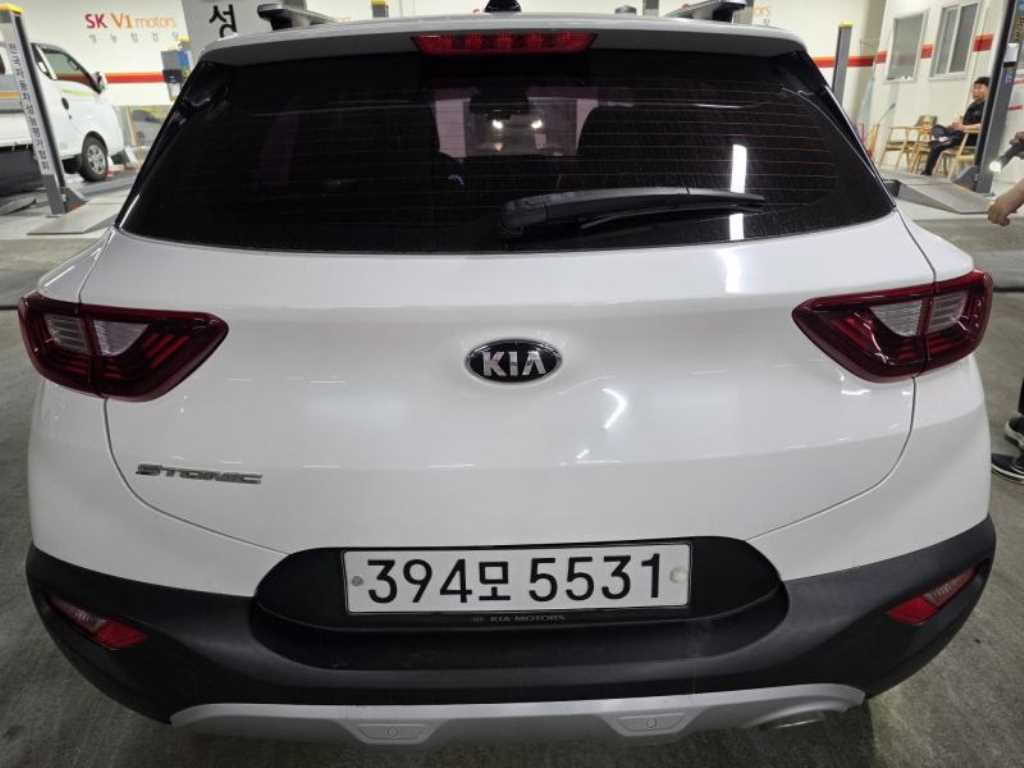 KIA Stonic - Vista 3