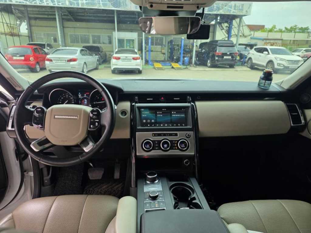 Land Rover Discovery - Vista 6