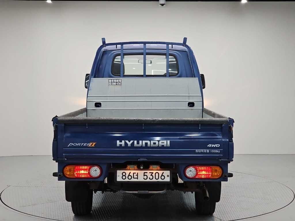 Small Truck Cargo (small) - Vista 3
