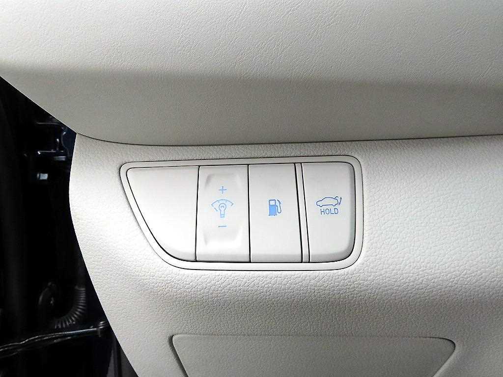 Genesis G70 - Vista 12