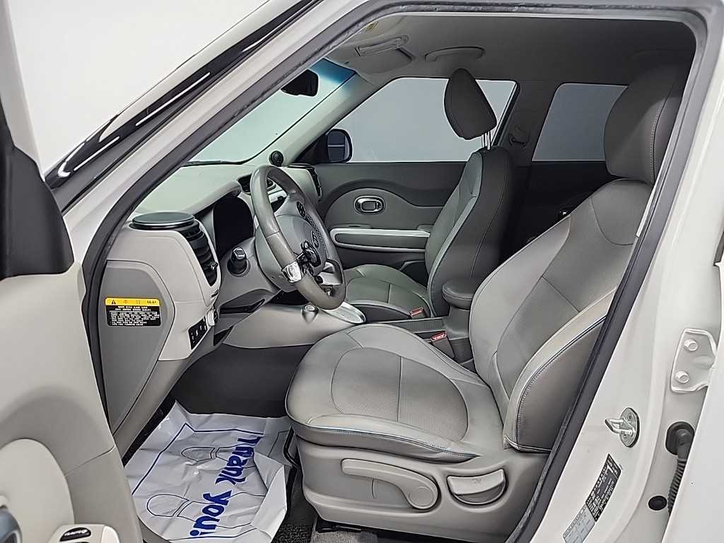 KIA Soul - Vista 11