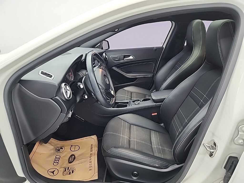 Mercedes Benz A Class - Vista 11