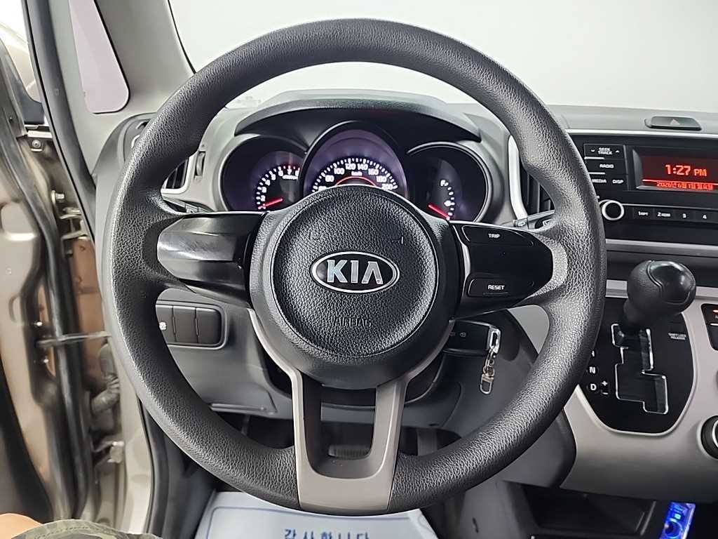 KIA Ray - Vista 9