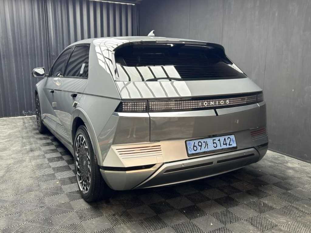 HYUNDAI Ioniq 5 - Vista 3