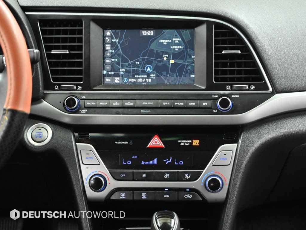HYUNDAI Avante 2016 Negro - Importación desde Corea - HF Imports Iquique - Foto 14